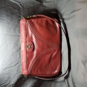 vintage Etienne Aigner handbag never used with tags